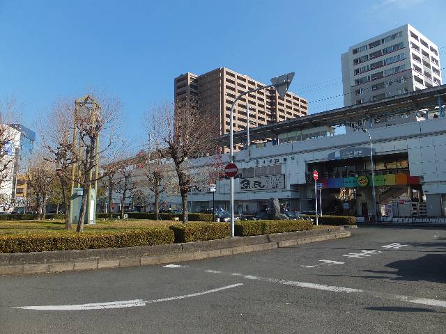 　泉北高速線深井駅へ徒歩約１４分！なかもず駅へも自転車なら約１３分！