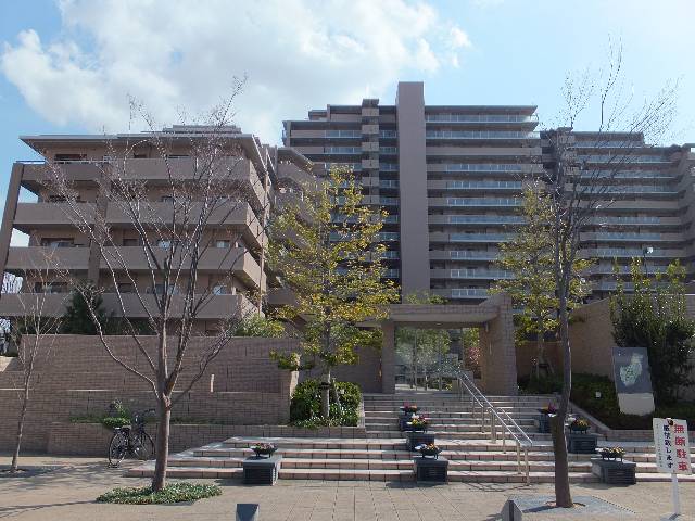 堺市西区鳳南町３丁