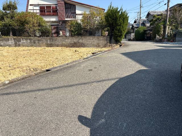 　●道路との高低差の少ない敷地です！●モデルハウスのご見学すぐにご案内可能です！