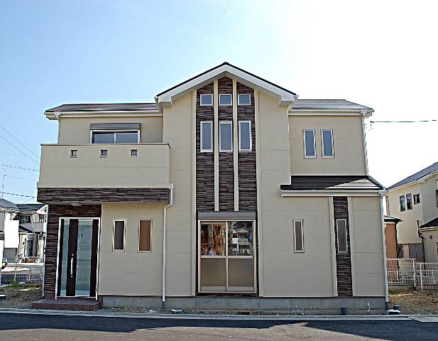 エムズコート泉ヶ丘（堺市南区三原台１丁）全３区画★自由設計対応可★不動産　●施工例！耐震等級３（一番上の等級）の設計！外壁は厚さ３７ｍｍのＡＬＣ（軽量気泡コンクリート）パネルを施工！