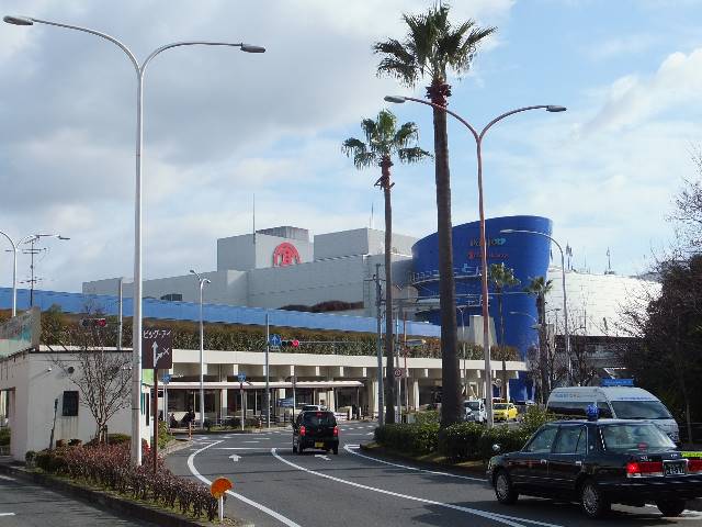 　泉北高島屋・パンジョへ徒歩約18分