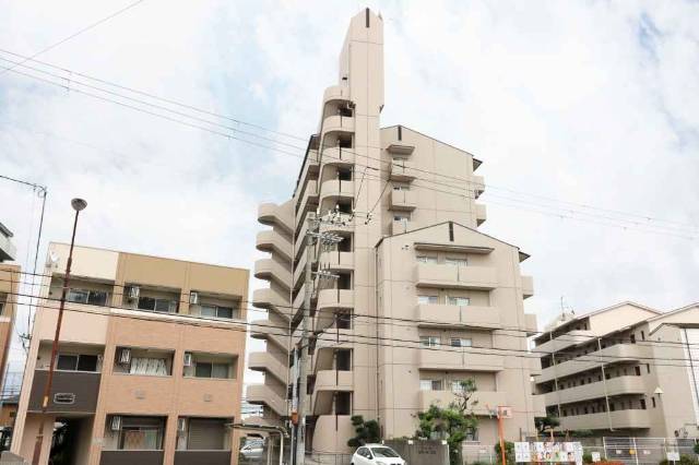 堺市西区浜寺諏訪森町西３丁